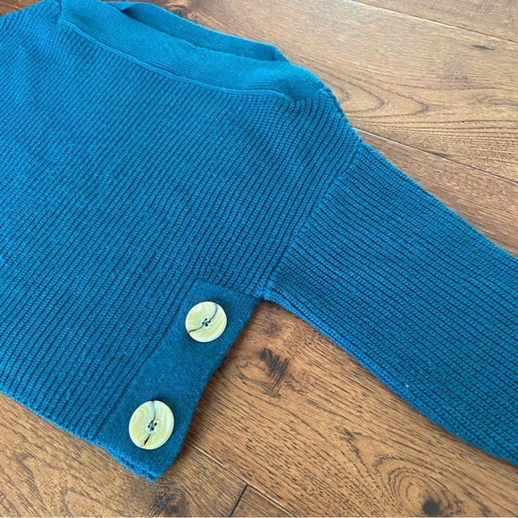 Topshop Teal Knit Sweater with Button Accents - Picture 2 of 14